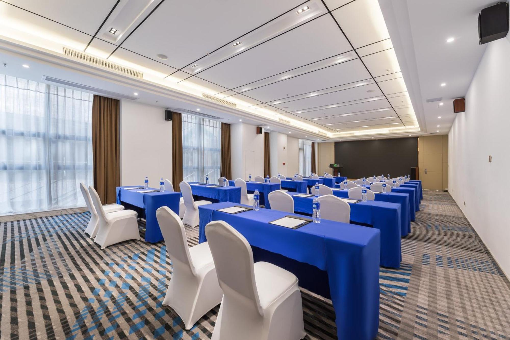 Holiday Inn Express - Liuyang Development Zone By Ihg Changsha Huanghua Airport Eksteriør bilde