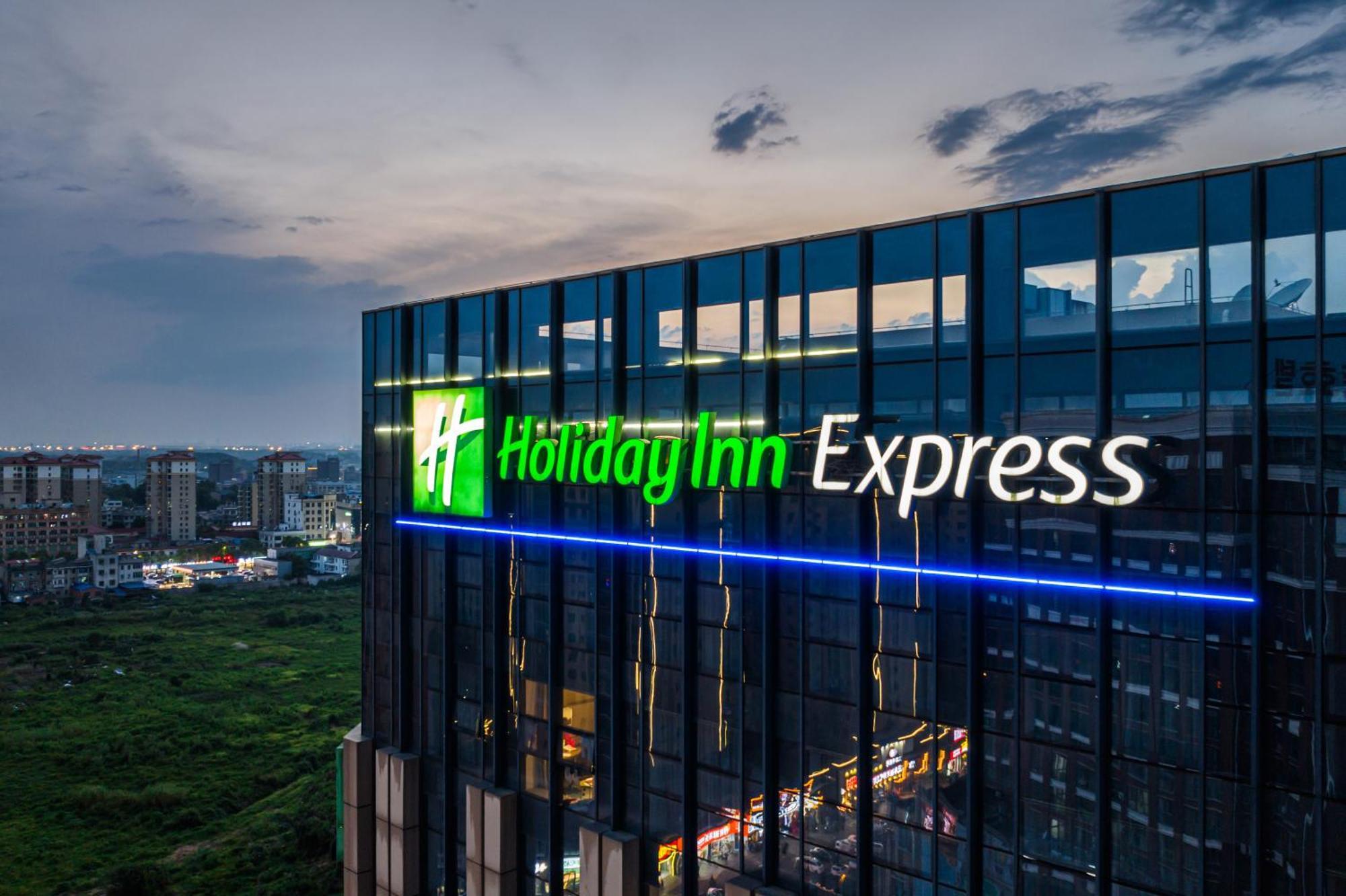 Holiday Inn Express - Liuyang Development Zone By Ihg Changsha Huanghua Airport Eksteriør bilde